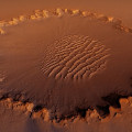 De inslagkrater Victoria op Mars. © NASA