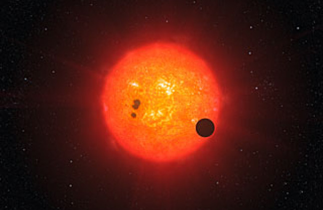 Astronomen vinden superaarde met dikke atmosfeer en ijskern