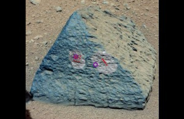 Pyramide op Mars doorgelicht