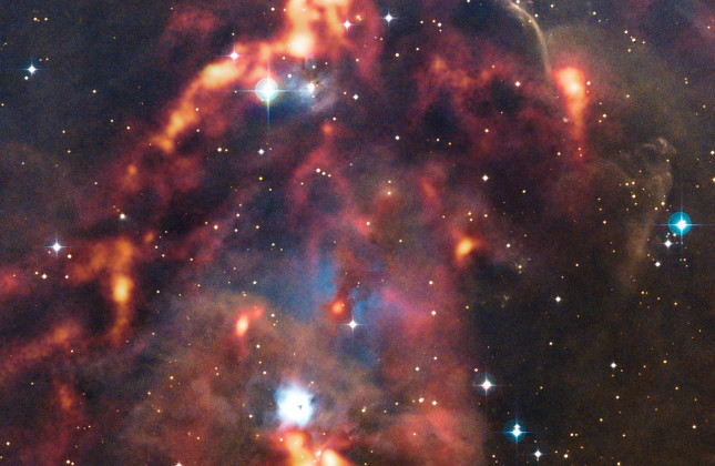 Nieuwe APEX-opname van kosmische stofwolken in Orion