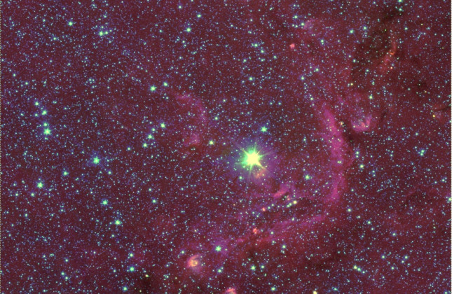 De ster HR 5271A is een van de vier onderzochte hyperreuzen. (c) A. Lobel/NASA/Spitzer Space Telescope/IRAC