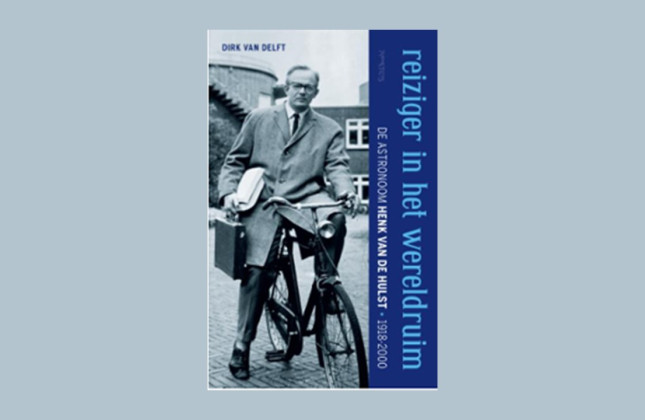 Cover van het nieuwe boek 'Reiziger in het wereldruim' door Dirk van Delft