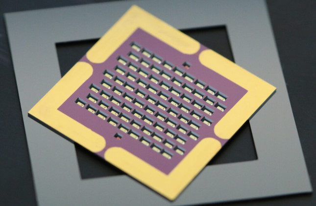 Een prototupe van de ver-infrarood detector. (c) SRON