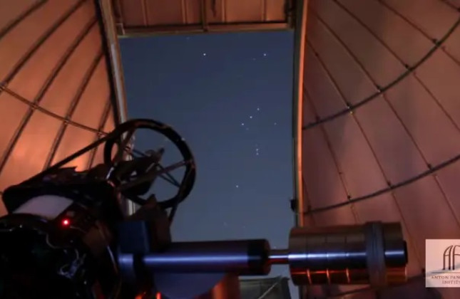 Sterrenkoepel van de Universiteit van Amsterdam. (c) Anton Pannekoek Instituut voor Sterrenkunde