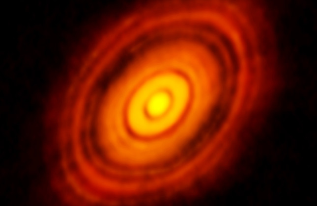 De protoplanetaire schijf rond de jonge ster HL Tauri (c) ALMA (ESO/NAOJ/NRAO)