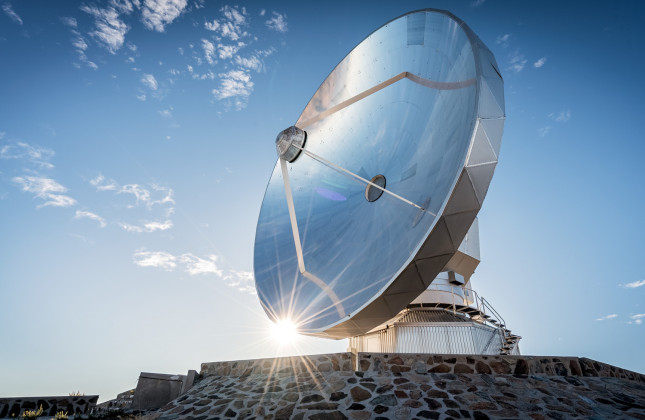 De Africa Millimetre Telescope op zijn oude plek in Chili. (c) B. Wilmart/ESO