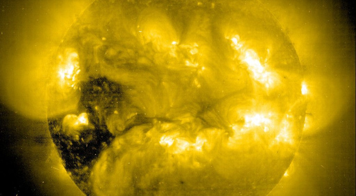 De Zon in beeld gebracht door ESA’s SOHO-satelliet.    ESA