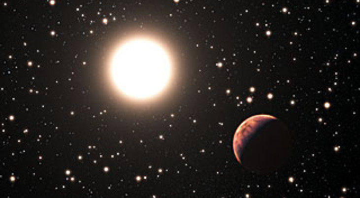 Deze artist’s impression toont een van de drie pas ontdekte planeten in de sterrenhoop Messier 67. De sterren in deze sterrenhoop hebben allemaal ongeveer dezelfde leeftijd en samenstelling als de zon. Dat maakt dit tot een perfect laboratorium om te on