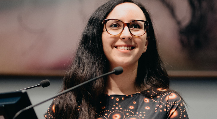 Sara Issaoun onderscheiden met Christiaan Huygens wetenschapsprijs 