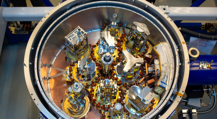 Tien ontvangers in een ALMA-cryostaat. (c) S. Otarola/AMLA(ESO/NJAO/NRAO)