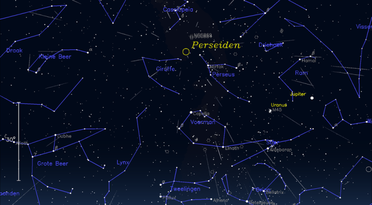 Het hemelkaartje toont de sterrenhemel in noordoostelijke richting op 13 augustus om 3:45 uur. Credit: hemel.waarnemen.com