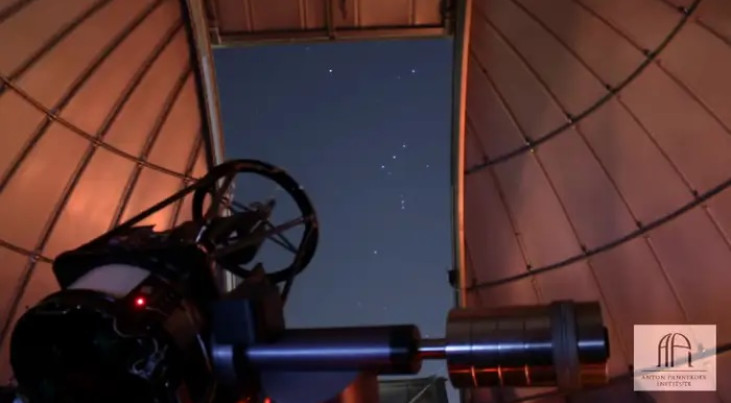 Sterrenkoepel van de Universiteit van Amsterdam. (c) Anton Pannekoek Instituut voor Sterrenkunde