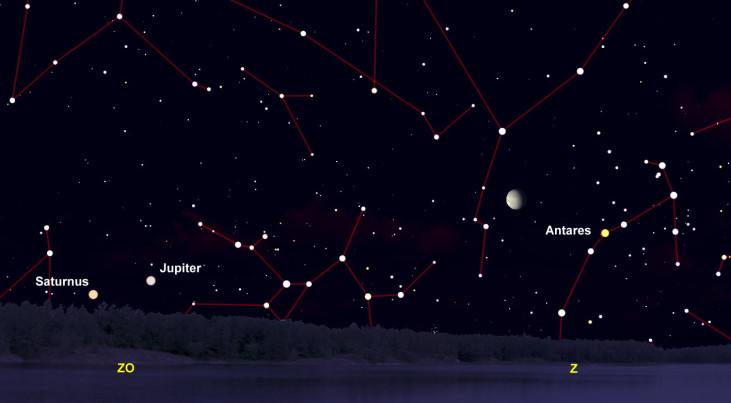 12 april: Antares rechtsonder maan (ochtend)