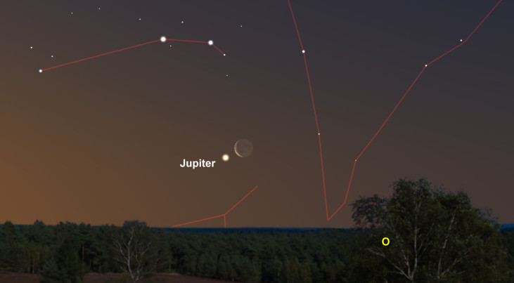 14 juni: Jupiter links van smalle maan