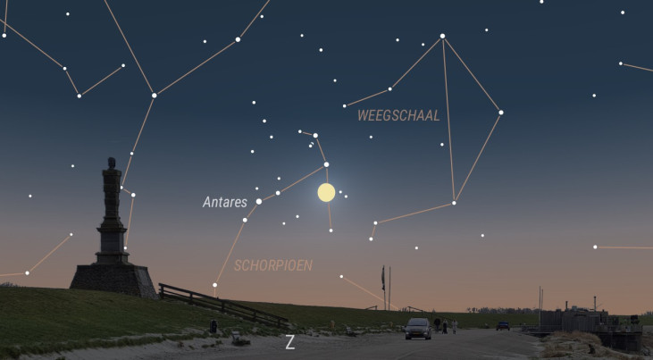 19 juni: Antares (Schorpioen) links van maan